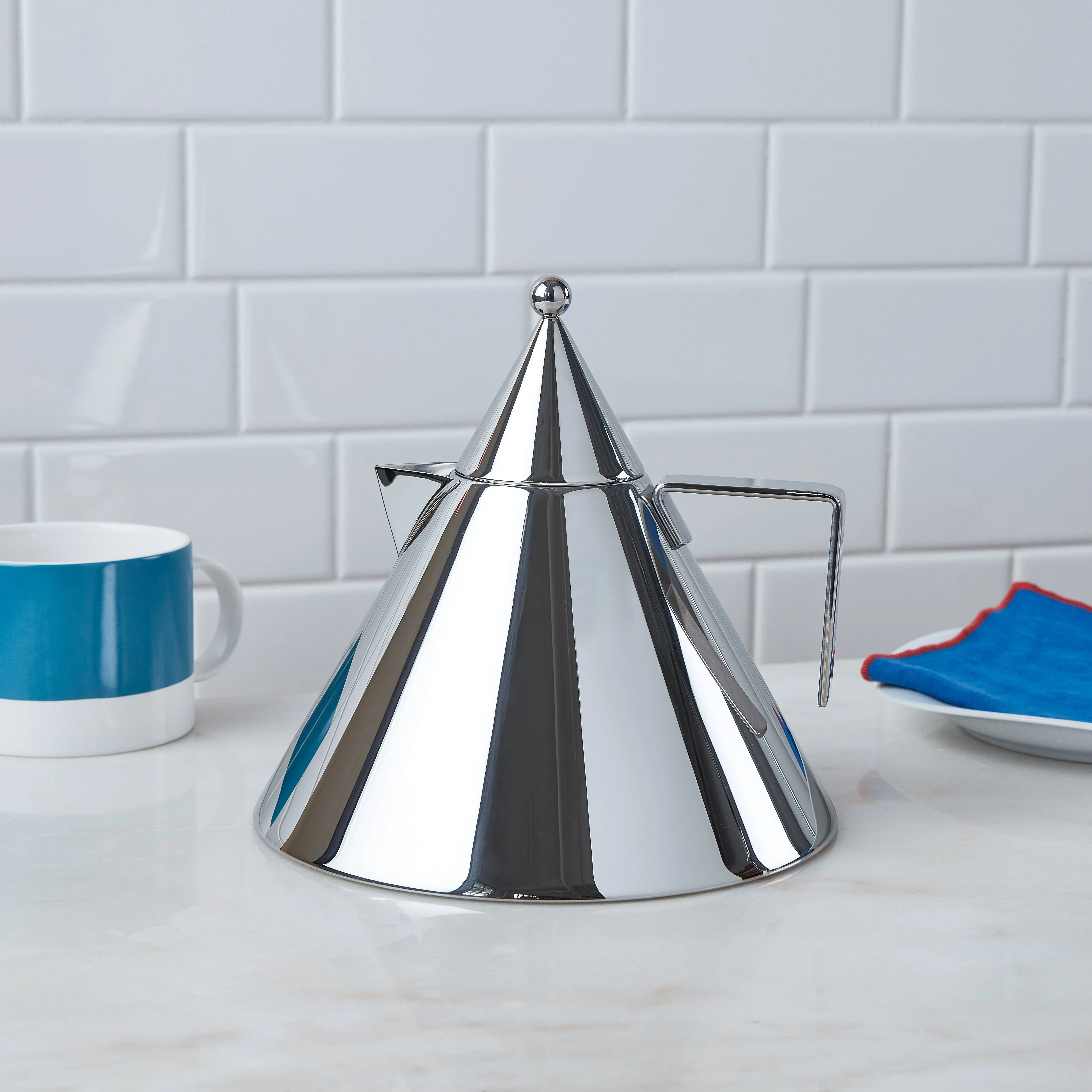 Alessi Il Conico Kettle