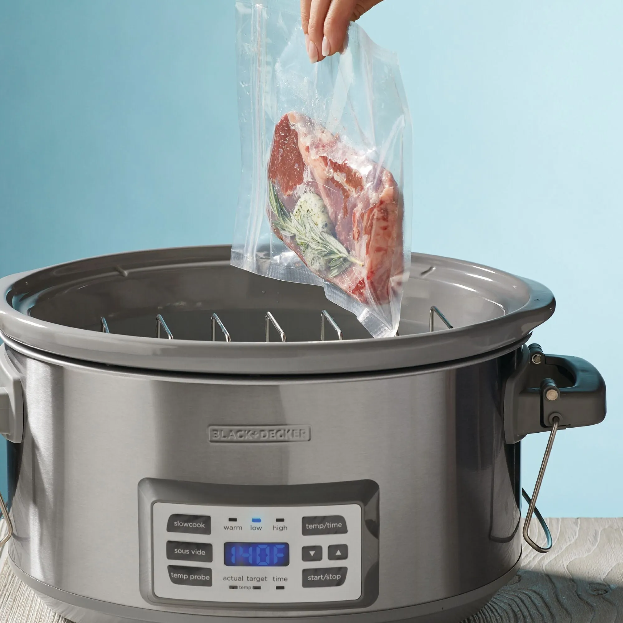 Digital Slow Cooker, 7-Quart, Sous-Vide, Locking Lid