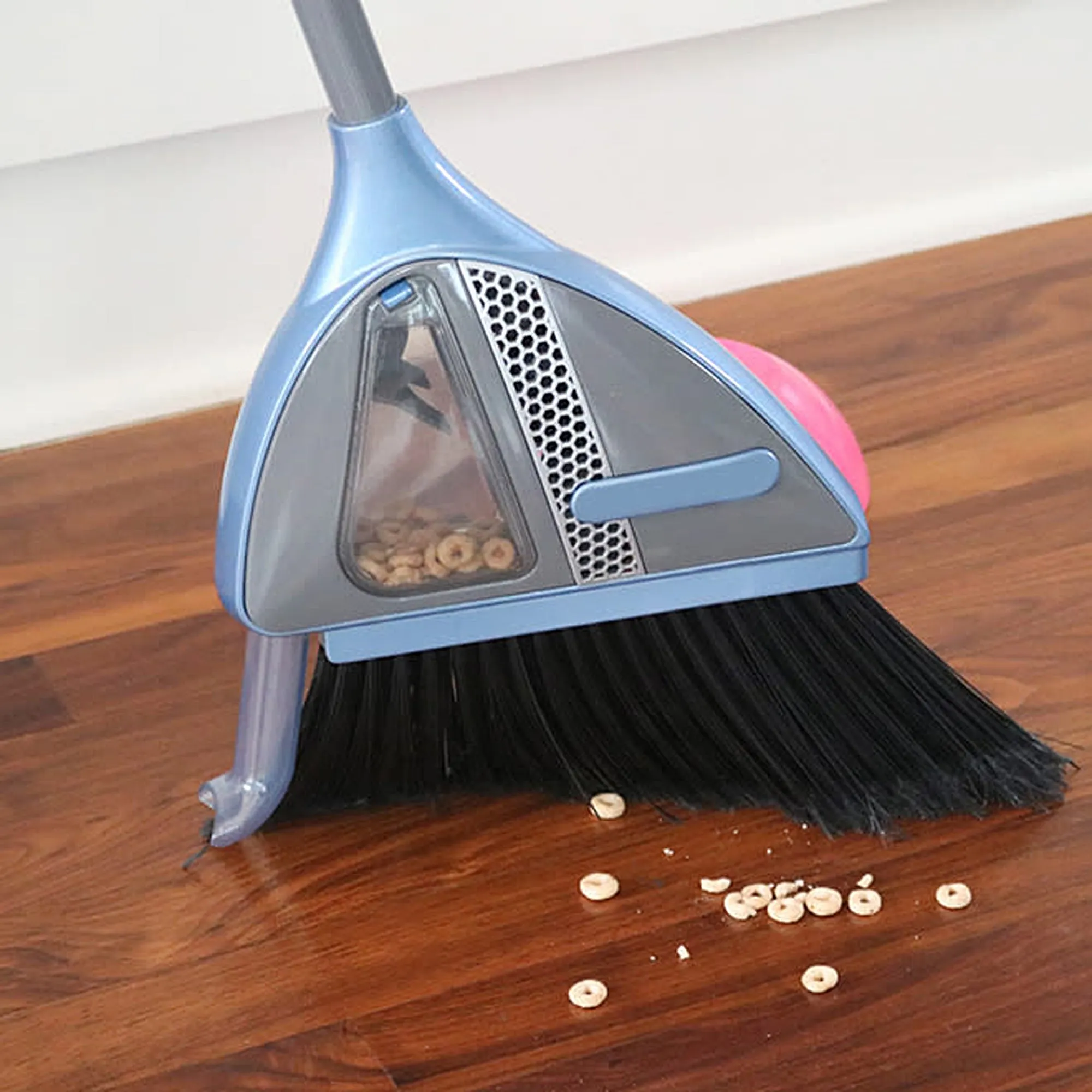 Milex Vacuum Broom